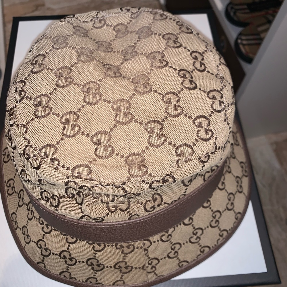 SOLD‼️🥳🎉HP🥳 Gucci fedora canvas GG hat PRICE IS FIRM ‼️ - Picture 7 of 12
